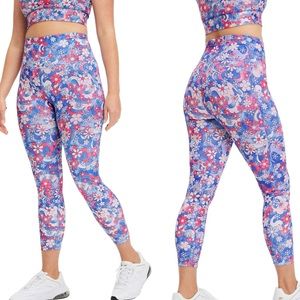 NWT Fabletics Ultra High-Waisted PureLuxe 7/8 Legging (Freedom Floral) - Small